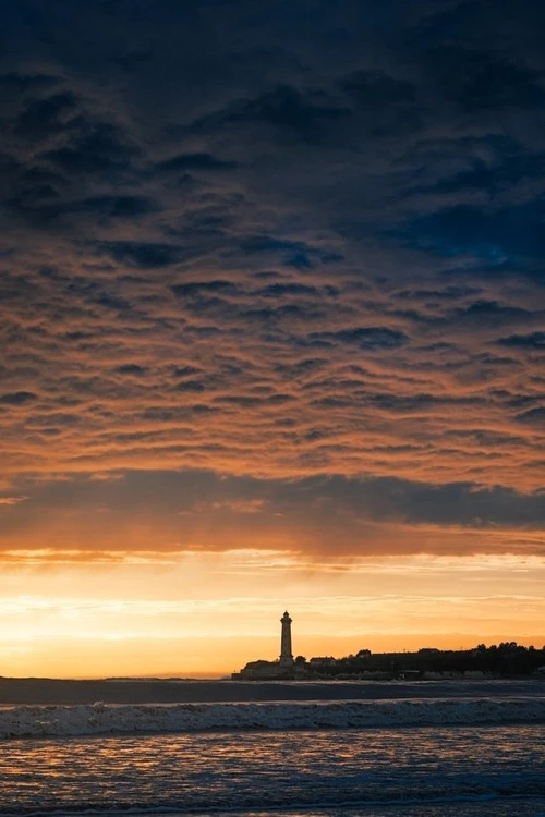 Saint Georges de Didonne Lighthouse - Dari Beach, France