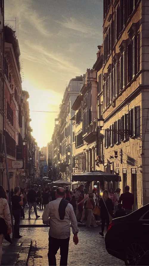 Via Frattina - Aus Piazza di Spagna, Italy