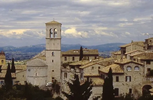Chiesa di Santa Maria Maggiore / Santuario della Spogliazione - Da Piazza Santa Chiara, Italy
