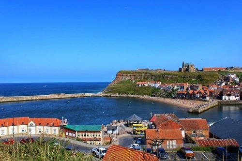 Whitby - Aus Captain Cook Memorial, United Kingdom