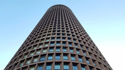 Radisson Blue Hotel Lyon - Desde Below, France