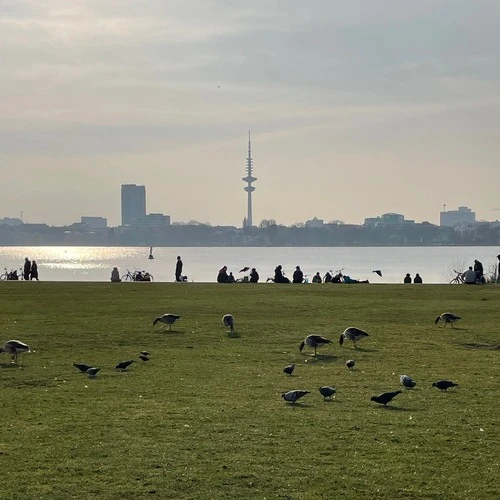 Fernsehturm Hamburg - Von Alsterwiese Schwanenwik, Germany