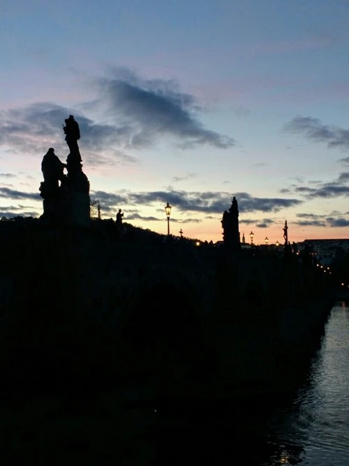 Charles Bridge's Silhouettes - से Square, Prague