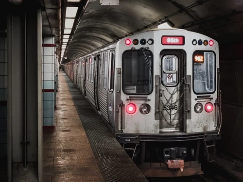 Red Line Train - Aus Subway near the Chicago Theater, United States