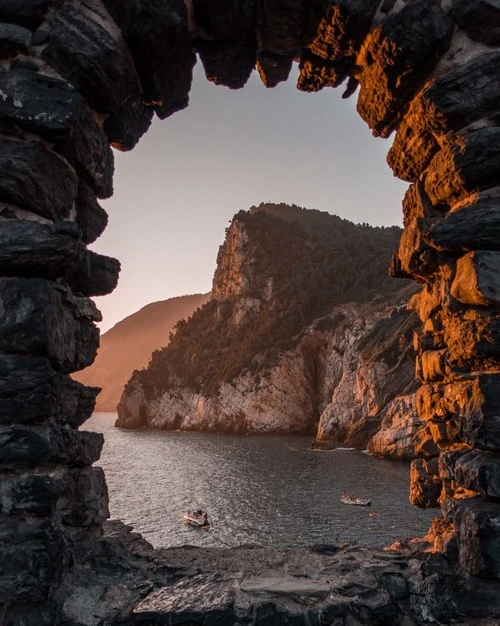 Grotta di Lord Byron - Desde Stone Window, Italy