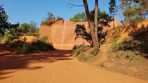 Le Colorado de Rustrel - Aus Entrance, France