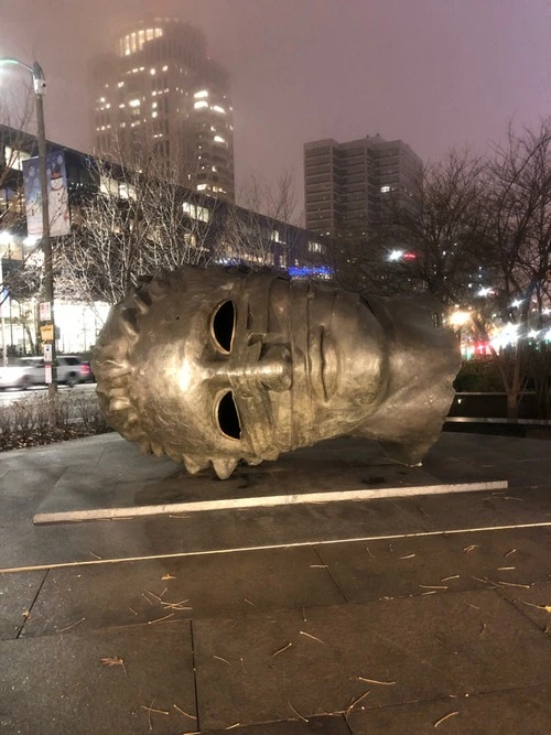 Eros Bendato - Desde Citygarden Sculpture Park, United States