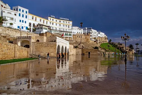 Square & Hotel - Aus Blvd. Mohamed VI, Morocco