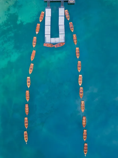 Lago di Braies - Desde Drone, Italy