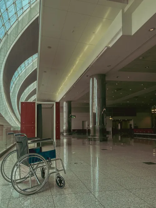 Dubai International Airport - Dari Inside, United Arab Emirates