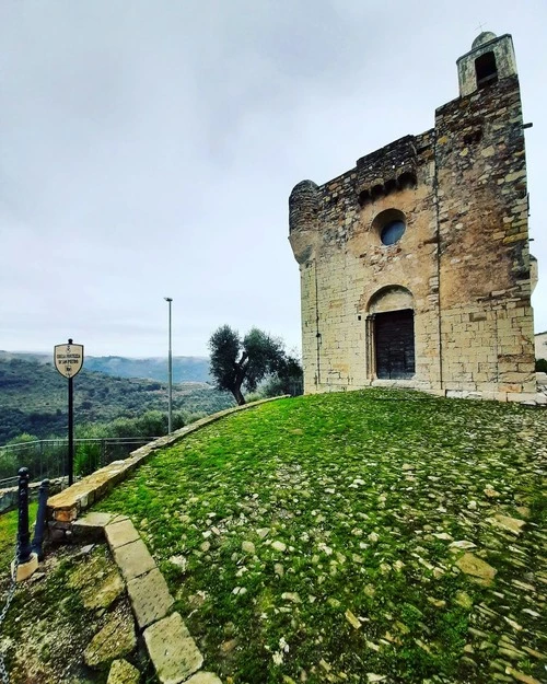 Chiesa Fortezza di San Pietro - से Via Casanova, Italy