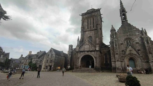 Saint Ronan - จาก Place de l'Eglise, France