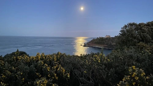 Rozel Fort - Desde White Rock Carpark, Jersey