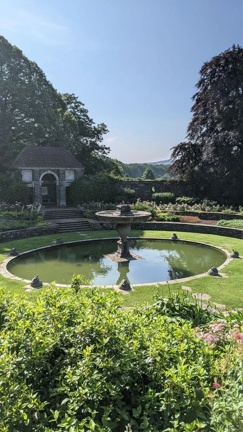 Heywood Gardens - Ireland