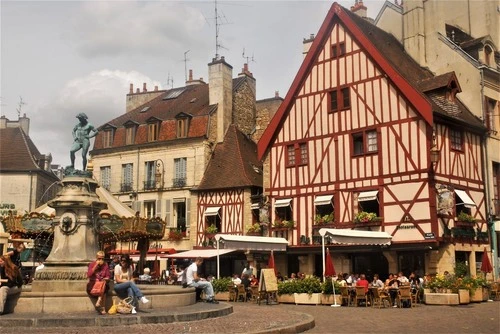 Place François Rude - France