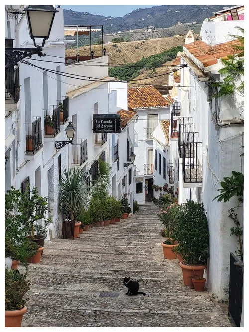 Frigiliana - Desde Calle Zacatin, Spain