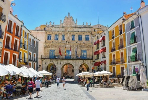 Ayundamiento de Cuenca - Depuis Plaza Mayor, Spain
