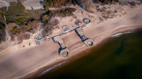 Battery Nordmole - WWII bunker - Desde Drone, Lithuania