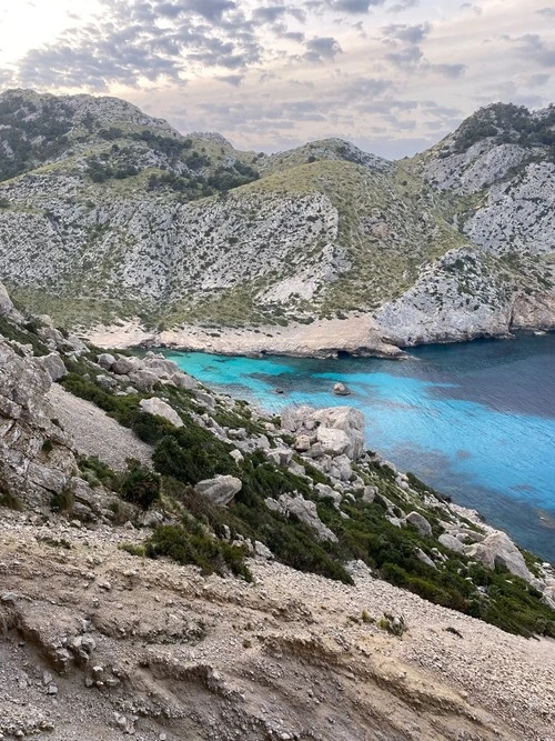 Cala Figuera - Din Escala de l'amo en Joan Cerdà, Spain