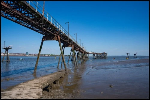 Old Pier - Desde Rock Ferry Promenade, United Kingdom