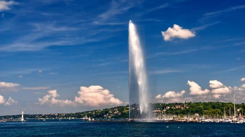 Jet d'Eau - Aus Promenade du Lac, Switzerland