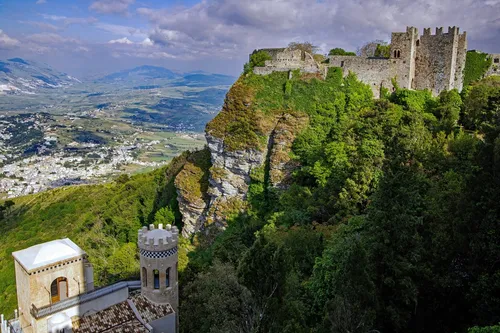 Castle of Venus photo spot