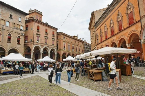 Piazza Santo Stefano - Italy