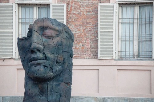 Art Sculpture - Desde Piazza Reale, Italy