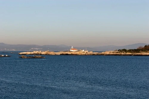 Faro Punta Cabalo - Desde Punta de Barbafeita, Spain
