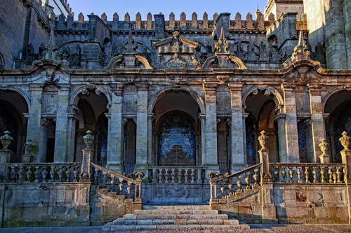 Porto Cathedral - Desde North side, Portugal