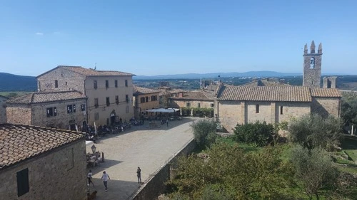 Piazza Alighieri - से Mura, Italy