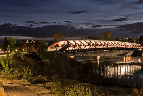 Peace Bridge - Aus Delta Garden, Canada