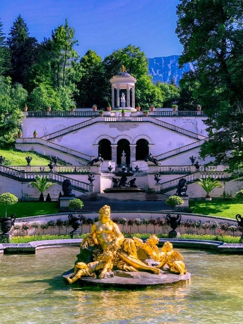 Linderhof - Depuis Courtyard, Germany