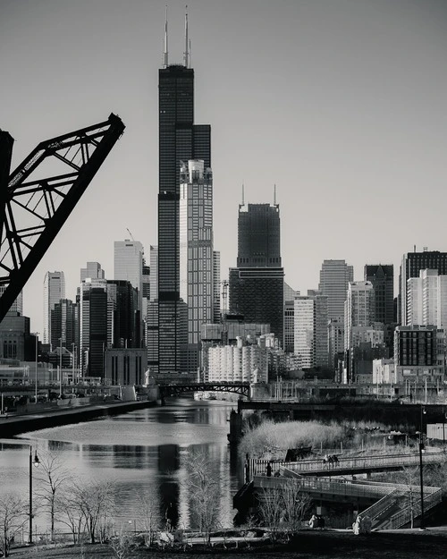 Chicago skyline over Ping Tom Memorial Park - Z 18th St Bridge, United States