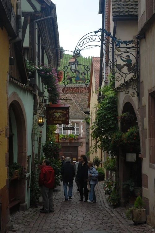 Riquewihr - Depuis Rue des Écuries, France