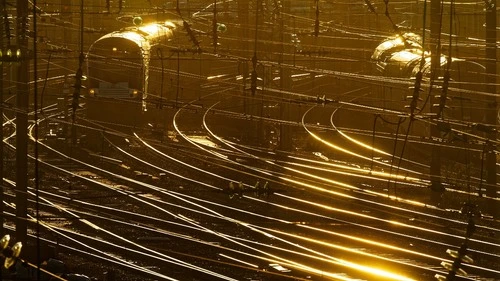 Voies de chemin de fer - From Rue de la chaude-rivière, France