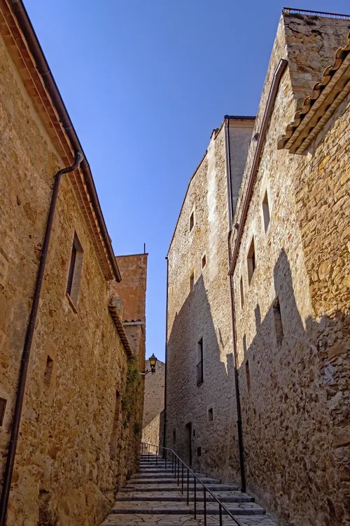 Carrer de l'Abeurador - Depuis Pals, Spain