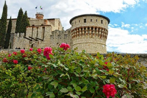 Torre dei Prigionieri - Des de Castello di Brescia, Italy