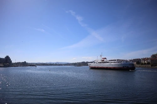 Victoria Harbour - Von David Foster Wy (Walking Path), Canada