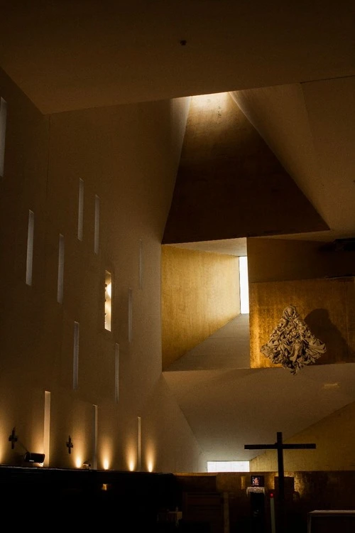 Parroquia Santa Mónica - Von Inside, Spain