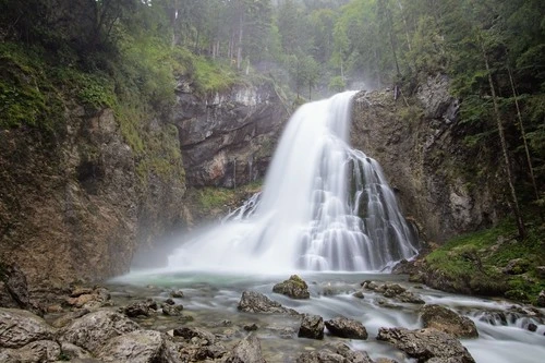 Gollinger Wasserfall - Da Ufer, Austria