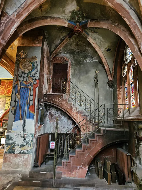 Église Saint-Pierre-le-Jeune - Frá Inside, France