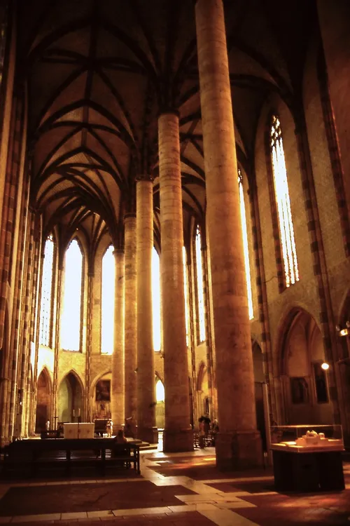 Couvent des Jacobins - Desde Inside, France