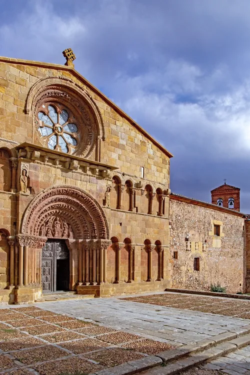 Iglesia de Santo Domingo - Spain