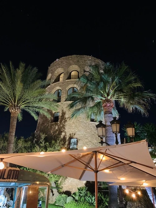 Torre de Control de Puerto Banús - Spain