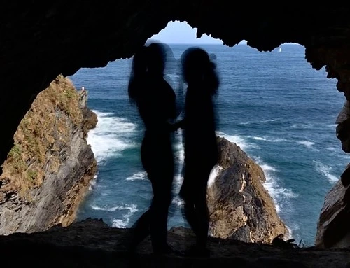 Everlasting Kiss - Aus Cova da doncela, Spain
