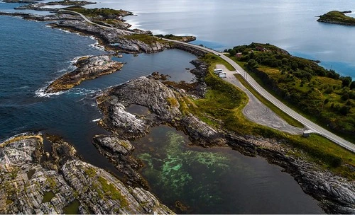 Atlantic highway - Da Drone, Norway