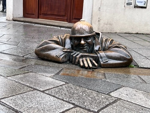 Work man - Ад Čumil, Slovakia