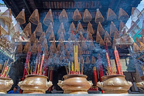 Ba Thien Hau Temple - Vietnam