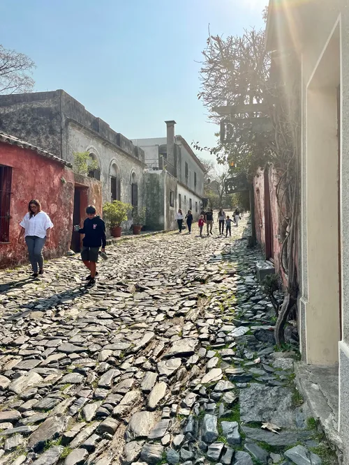 Calle de los Suspiros - Depuis Casco Viejo de Colonia del Sacramento, Uruguay